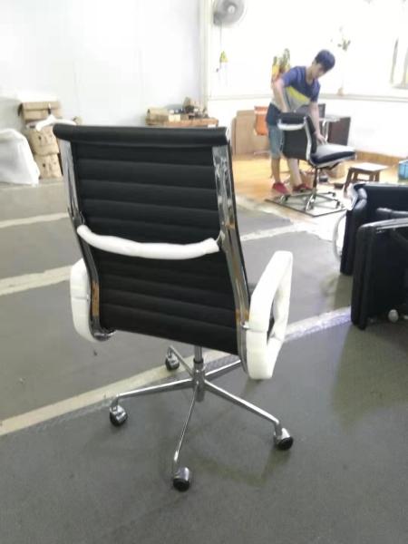 Manager High Back Leather Executive Chair Fashionable Design Customized Size