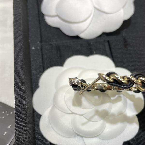 Chan*l-Inspired Luxury Earrings with Lambskin Leather and Double C Design in Light Gold and Black 15-18mm Size