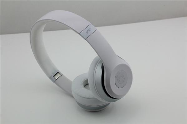 Beats by Dr. Dre Solo2 Headphones (wired) - White come from gold ren group ltd made in china from grgheadsets-com.ecer.com