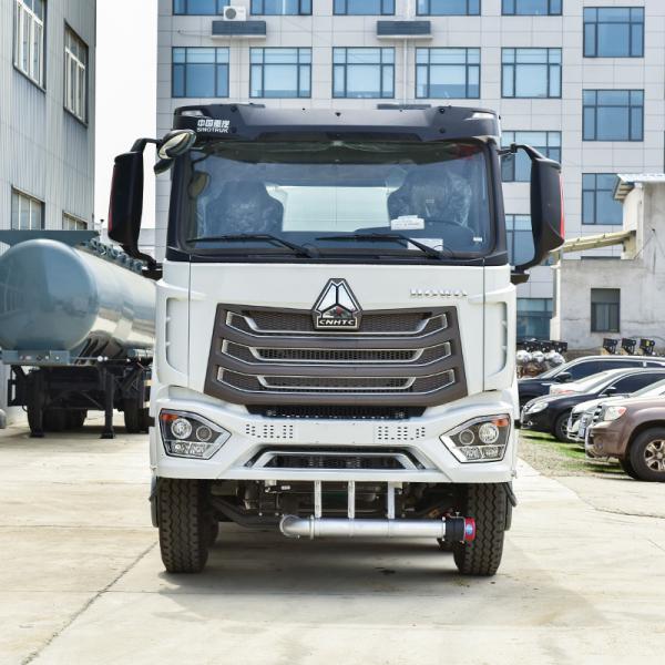 High Capacity 25000 Liter Manhole Fuel Tank Truck with 12 Wheels Max Torque 500 - 1000Nm