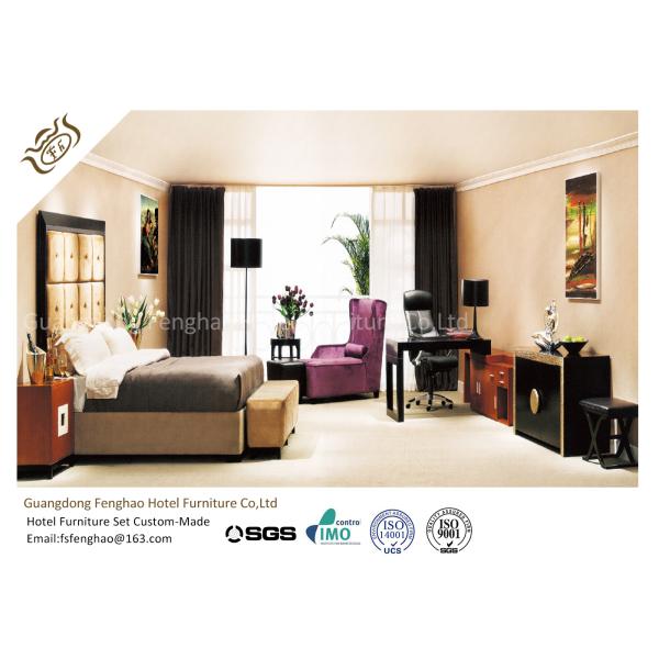 Ebony Wooden Finished Hotel Bedroom Furniture With Fabric Chaise Lounge Chair