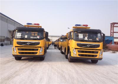 Caminhão de Wrecker resistente do combustível diesel do chassi de 10×4 Volvo para o salvamento de estrada