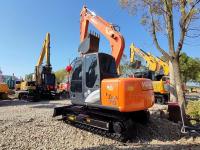 Excavadora usada Hitachi ZX70 com 4,17m profundidade máxima de escavação e 6,32m raio máximo de escavação