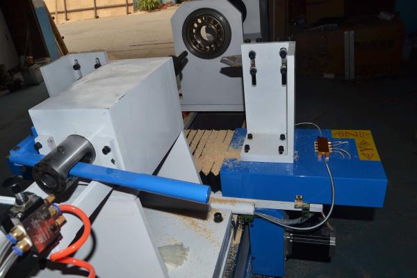 Wood staircase making machine DSP CNC Wood Turning Lathe Max. working length 1500mm