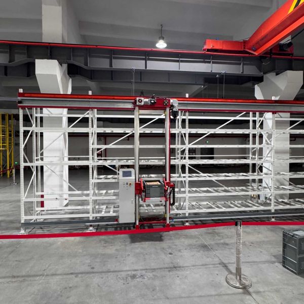High Space Utilization Remote Control Bin Stacker Crane For Automated Logistics Centers