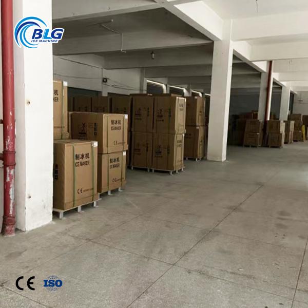 BLG Automatic Stainless Steel 152Kg Daily Output Commercial Pure Crescent Moon Ice Making Machine for Hospitality Industry