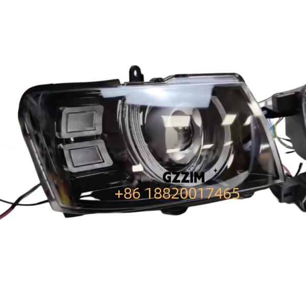 Lâmpadas ABS de plástico LED para automóveis Lâmpada dianteira para Nissan Patrol Y61 2014