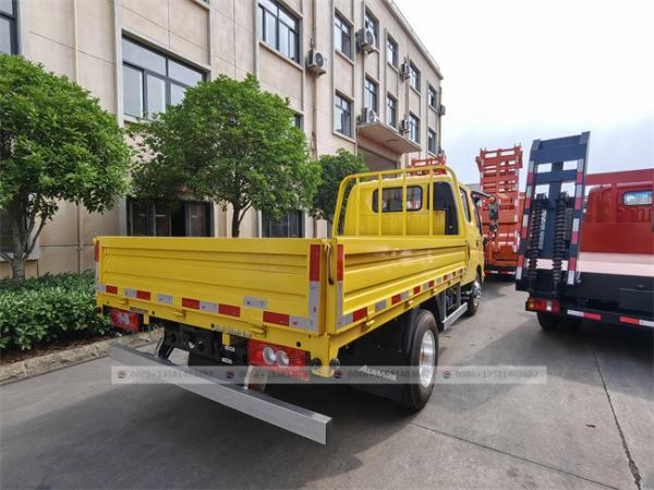 Factory Sale New Famous Brand Box 4200mm Payloading 3000kg Double Cab Cabin Van Cargo Truck