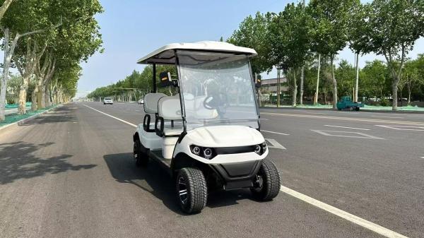 Matériau de la carrosserie en aluminium 4 places Chariot de golf électrique Solution ultime pour le transport de terrain de golf