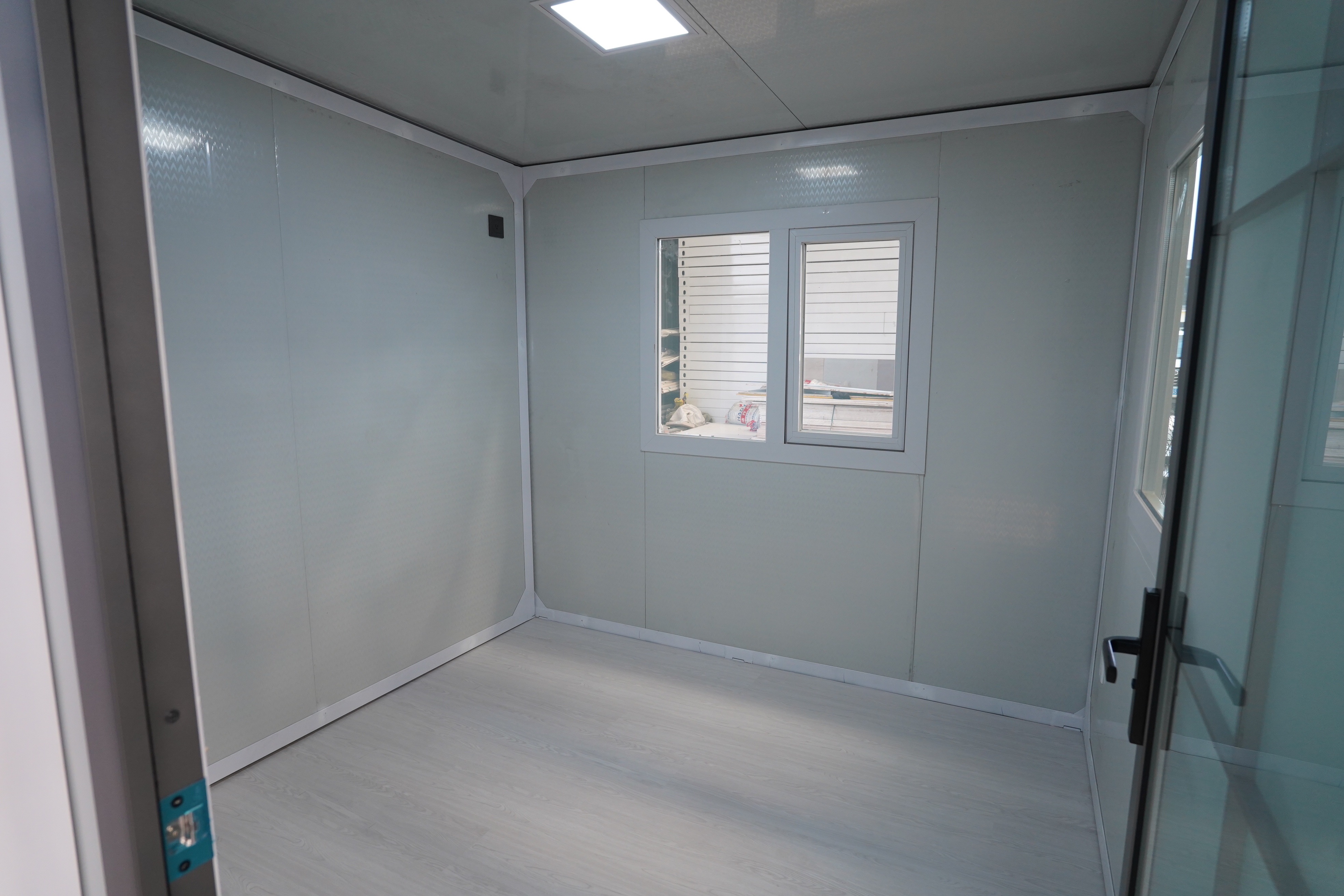 Prefabricated House Custom Designed Modular Structures Offering Flexible Floor Plans and of Materials for Various Building Needs