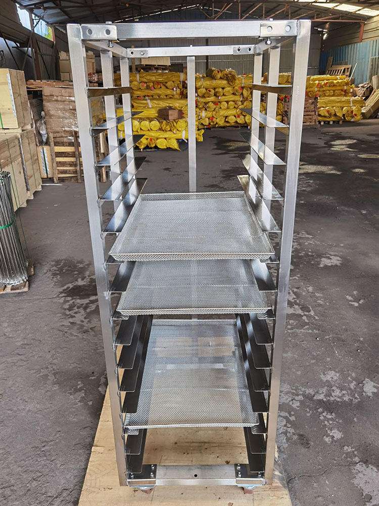 Stackable Stainless Steel Rack Trolley with 15 Tiers and Anti-Collision Bumper for Bakery and Warehouse