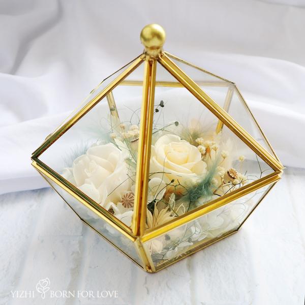 Metal Framed 15*15*14CM 4-5cm Preserved Rose Glass Dome