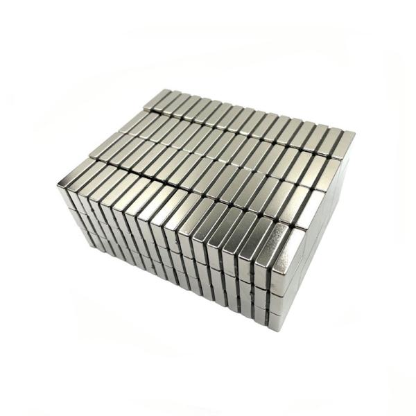 Rectangular Flat Bar Neodymium Magnets 30SH-45SH ISO14001 Certified