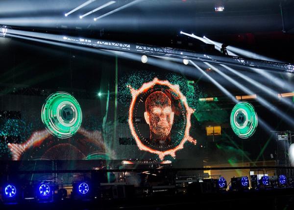 Gray Black white 3D Pepperscrim Transparent Holographic Screen For Stage Background Holographic Show