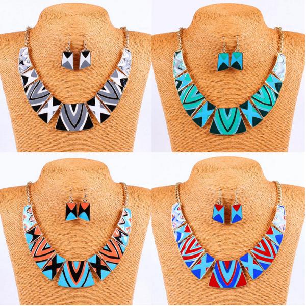 Bohemian necklace multicolor drip