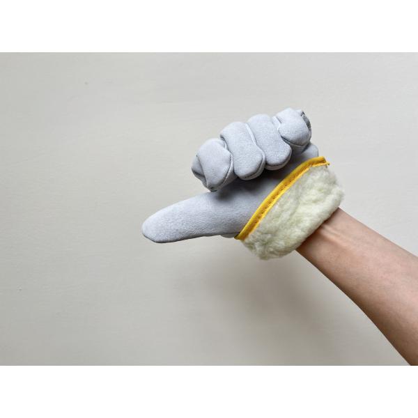 Apicultura gruesa blanca durable de los guantes de la abeja de la zalea en apicultores calientes del invierno