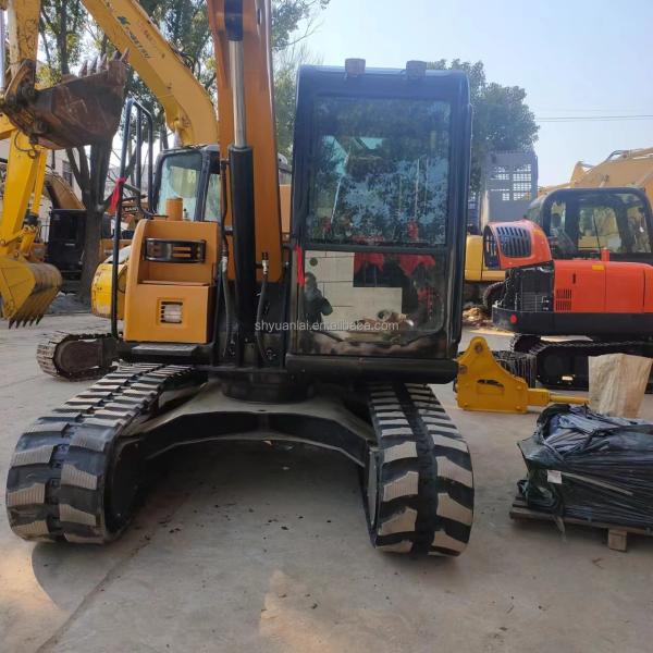 Pelle d'occasion Sany SY75C 0-2000 heures de travail Bon état