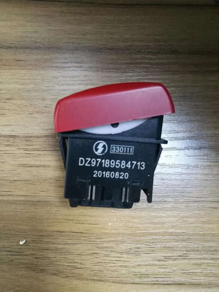 SHACMAN Emergency Alarm Light Switch Dz97189584713 Shacman Truck Parts