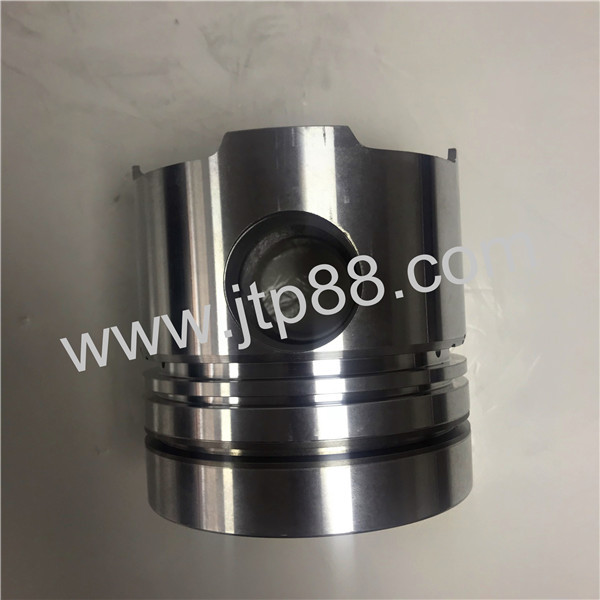 OEM6207-31-2110 Diesel Engine Piston , Forged Steel Pistons For Auto Truck