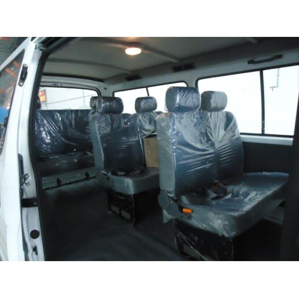 Customized 6m 9-15 Seater Mini City Bus HIACE Type Euro II diesel Engine
