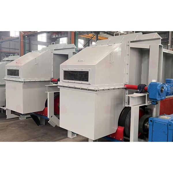Enclosed Design Belt-Type Box Feeder with Adjustable Speed Belt for Clay Brick Production