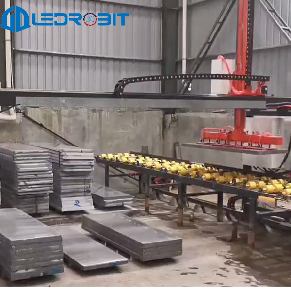 PLC Controlled Load Stacking machine With Payload Capacity Up To 3000 Kg