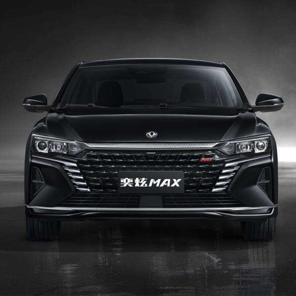 5 Seat DONGFENG AEOLUS YIXUAN MAX Electric Car Sedan Manual Driver's Seat Adjustment and Front Disc Rear Disc Brake System