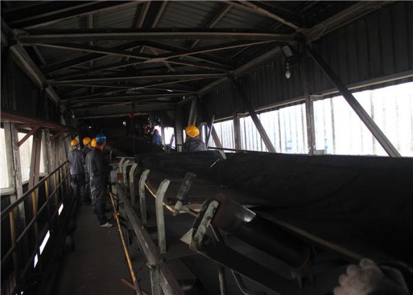 Heat Pressnation Conveyor Belt Vulcanizer With Cooling System Build In Platens