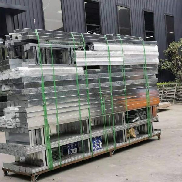 Ventilador de escape de aire de tipo europeo y sistema de iluminación LED instalado en una cabina de pintura de automóviles