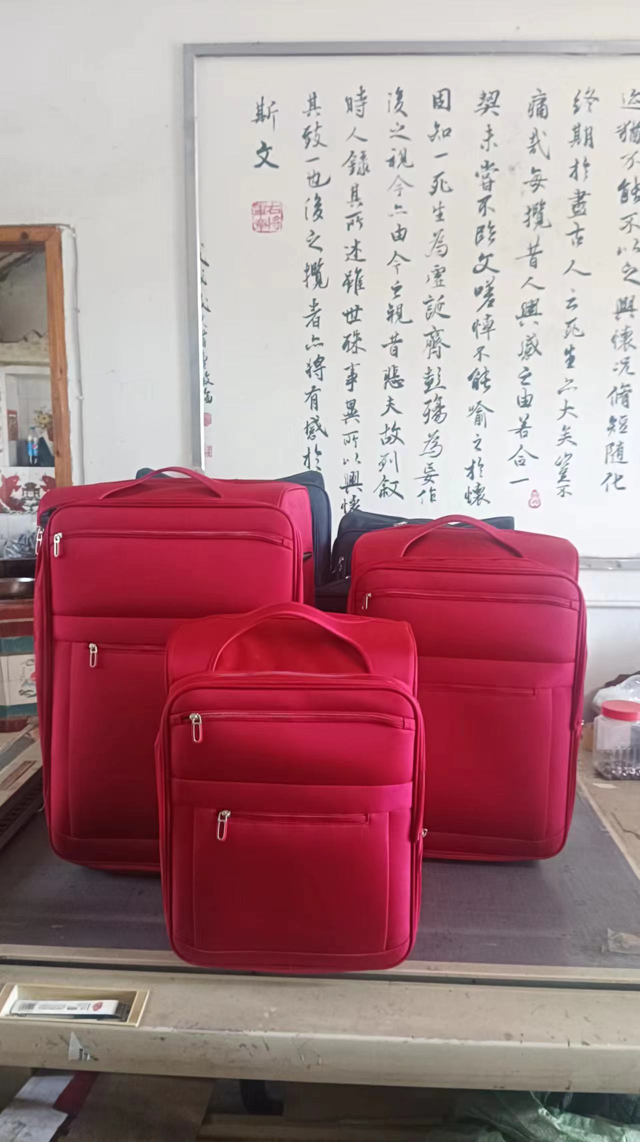 Unisex Multi-Color Customization Soft Edge Checked Luggage Set EVA Material With Wheels for Travel by Luggage Manufacturer