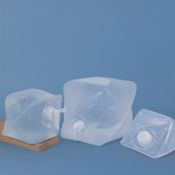 Taille personnalisée acceptée 20L en extérieur pliable Jerry peut contenant de l'eau avec robinet en plastique
