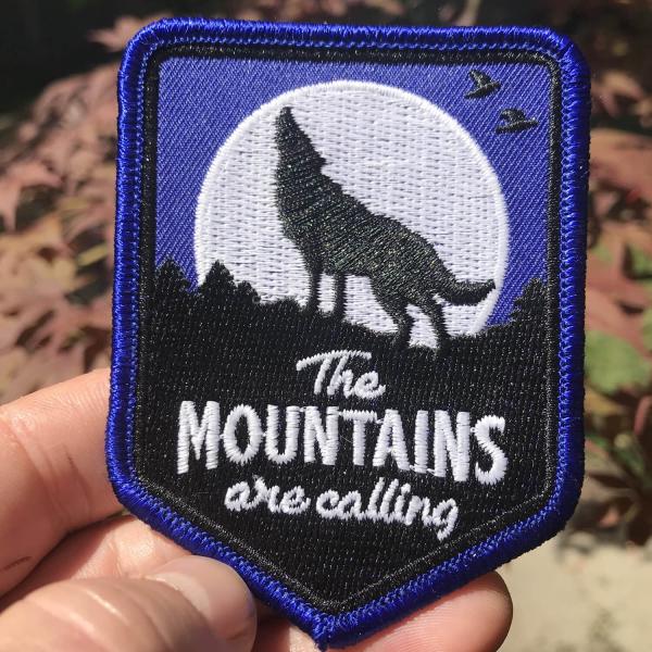 Heat Press Shoulder Custom Iron On Patches For Clothing , Embroidered Heart Patch