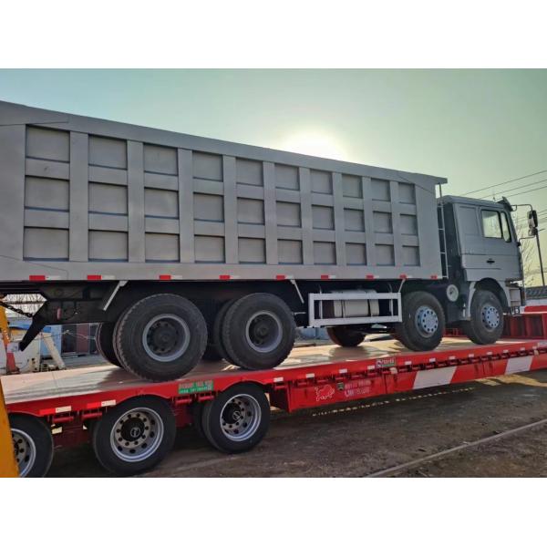 Подержанный Шакман 8*4 F3000 с ручной трансмиссией