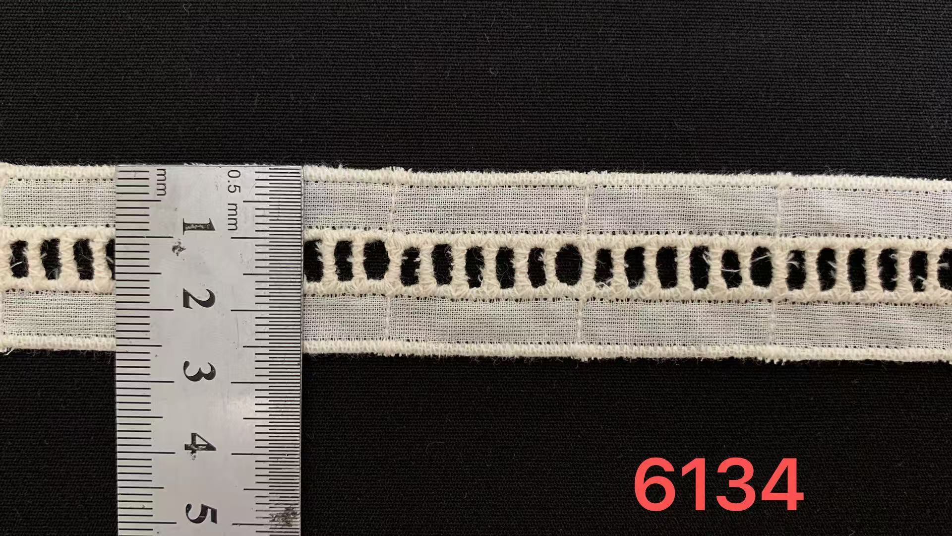 2.5cm Width Cotton Chicken Lace Trim with Elongated Hollow Holes and Solid Cotton Weave for Dress Undergarment Decor