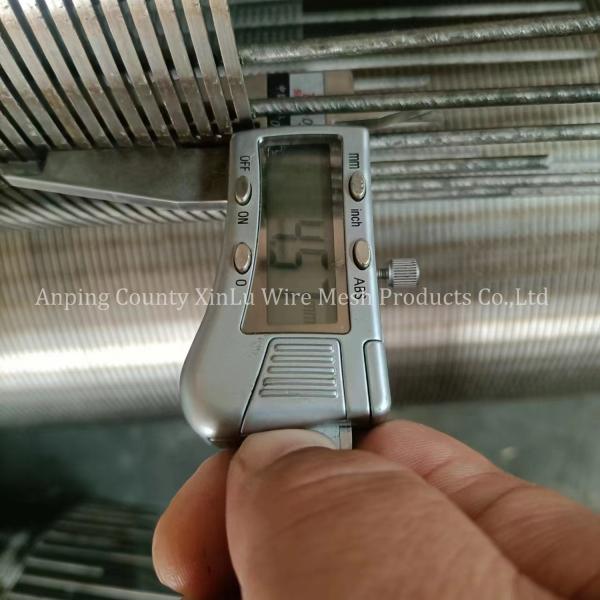 Wire Wrapped Continuous Slot Well Screen Steel Casing Pipe fo Oil Pump Drilling Filter