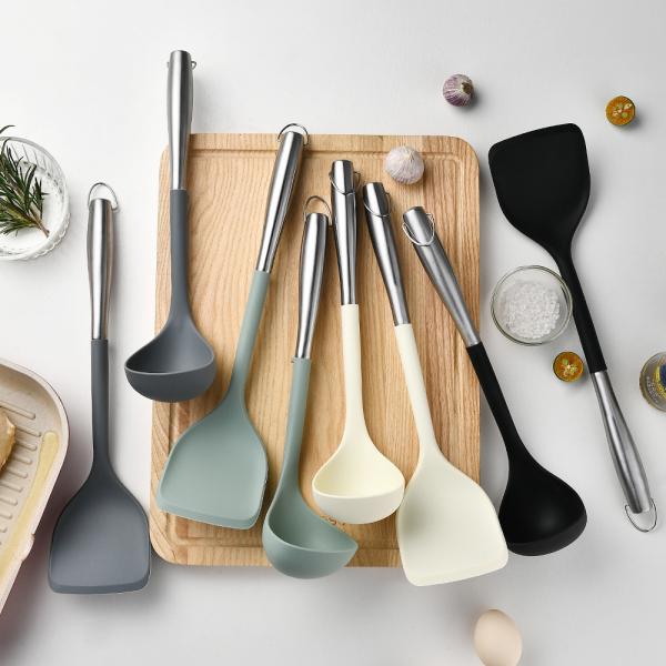 Силиконовая кухонная посуда из нержавеющей стали Кухонная посуда набор из 2-х штук Гибкая силиконовая головка Кухонная посуда со шпатулой, ложкой
