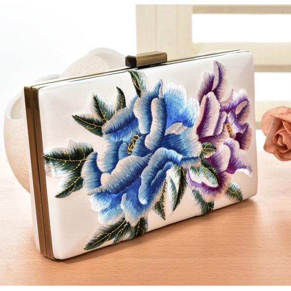 Evening bag retro hand-embroidered silk embroidered clutch bag banquet evening bags new Japanese and Korean