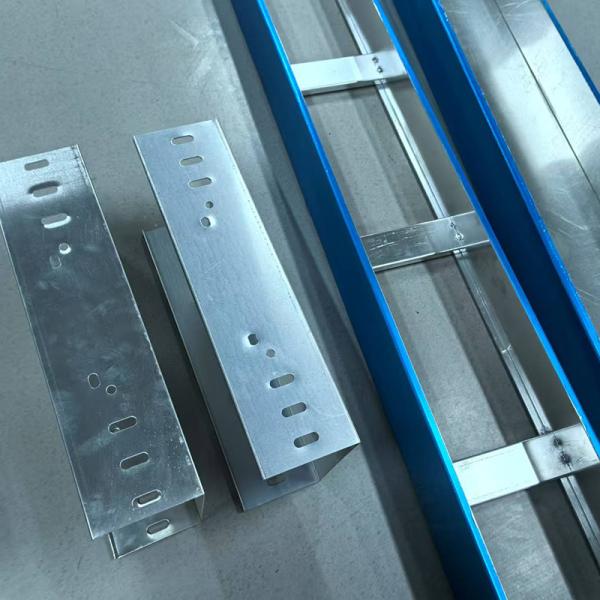 Floor Mounted Aluminum Cable Tray with High Corrosion Resistance and Easy Installation