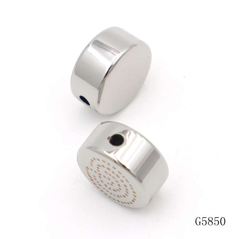 12mm Zinc Alloy Metal Flat Round Beads With Black Laser Logo For Bracelet