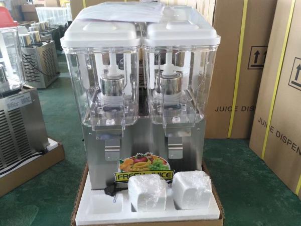Commercial Kitchen Refrigerator with 220V Voltage and R134a Cooling System