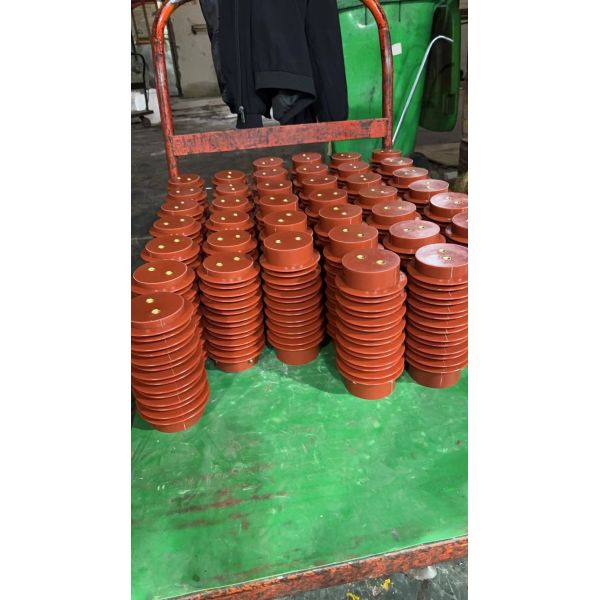 210mm Height 24kv Epoxy Resin Support Capacity Insulators  for Earthing Switch