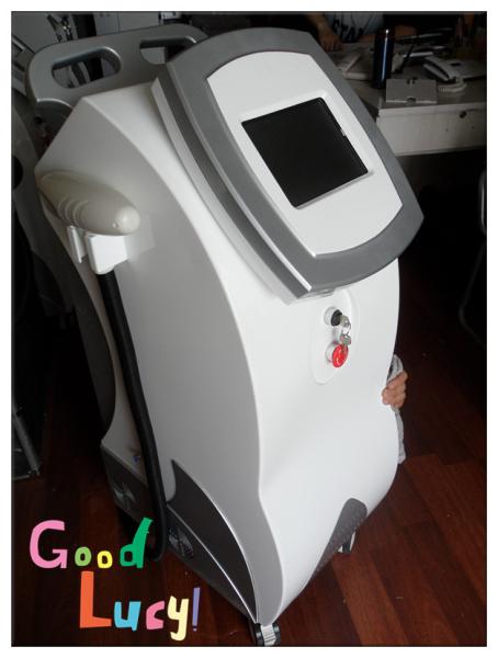 Vertical 1064 532 nm Q Switch ND YAG Laser Tattoo Removal Equipment