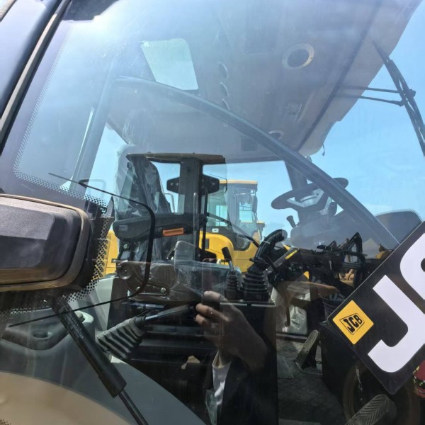 World Famous JCB 4CX Used Backhoe Loader Multipurpose Digger Loader For Construction & Agricultural Use