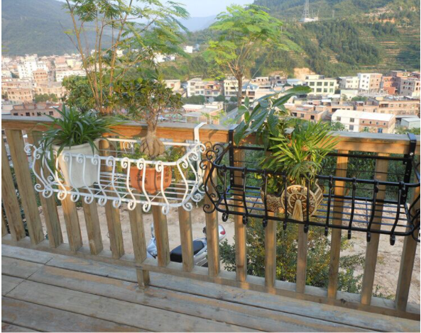 Corrosion Resistant Balcony L60cm Metal Flower Stand