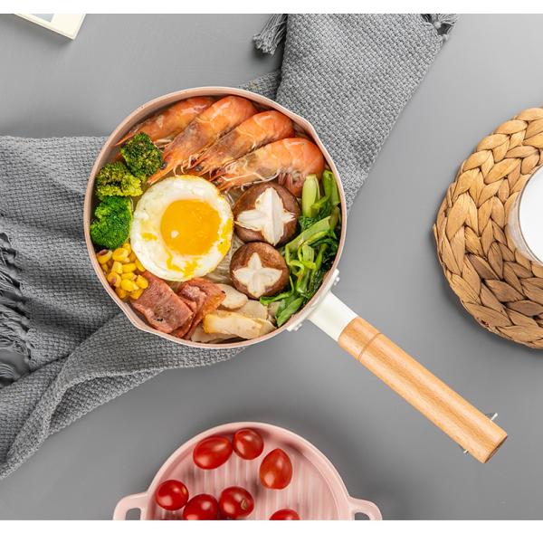 Баки кухни Multi покрашенные небольшие варя с деревянной ручкой