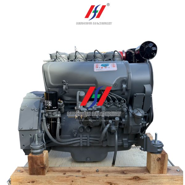 F4L912 Deutz 4-cylinder Water-cooled Engine, 46kw Power, 2350rpm Speed