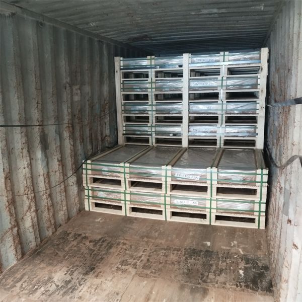 Ultra White Patterned Glass Panels Solid Low Iron Toughened Glass 3.2 - 4mm