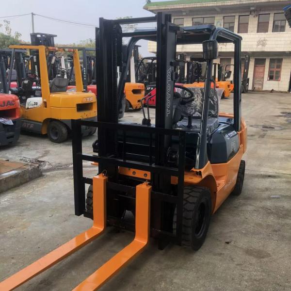 Máquina de carga de 3 toneladas de Toyota Diesel de 3 metros de etapa estándar