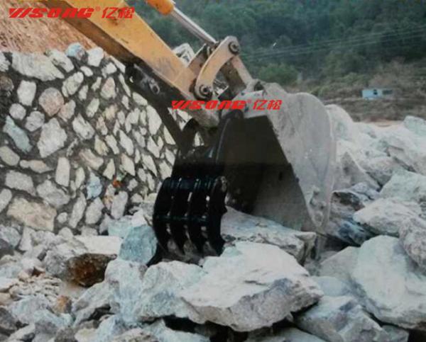 NM400 Mechanical Hydraulic Thumb Grapple For Excavator