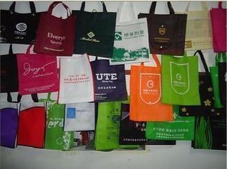 Eco Friendly Colorful Non Woven Fabric Bags With Customized Logo / Size